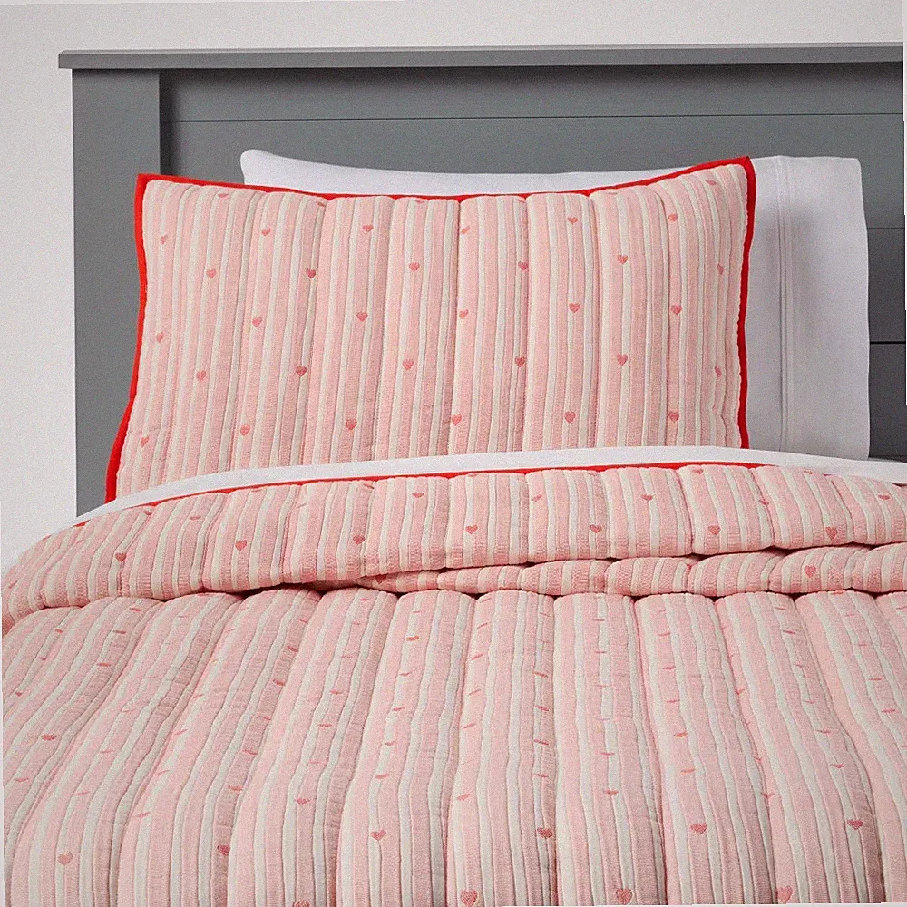 Full/Queen Patisserie Heart Striped Kids' Quilt Set - Pillowfort