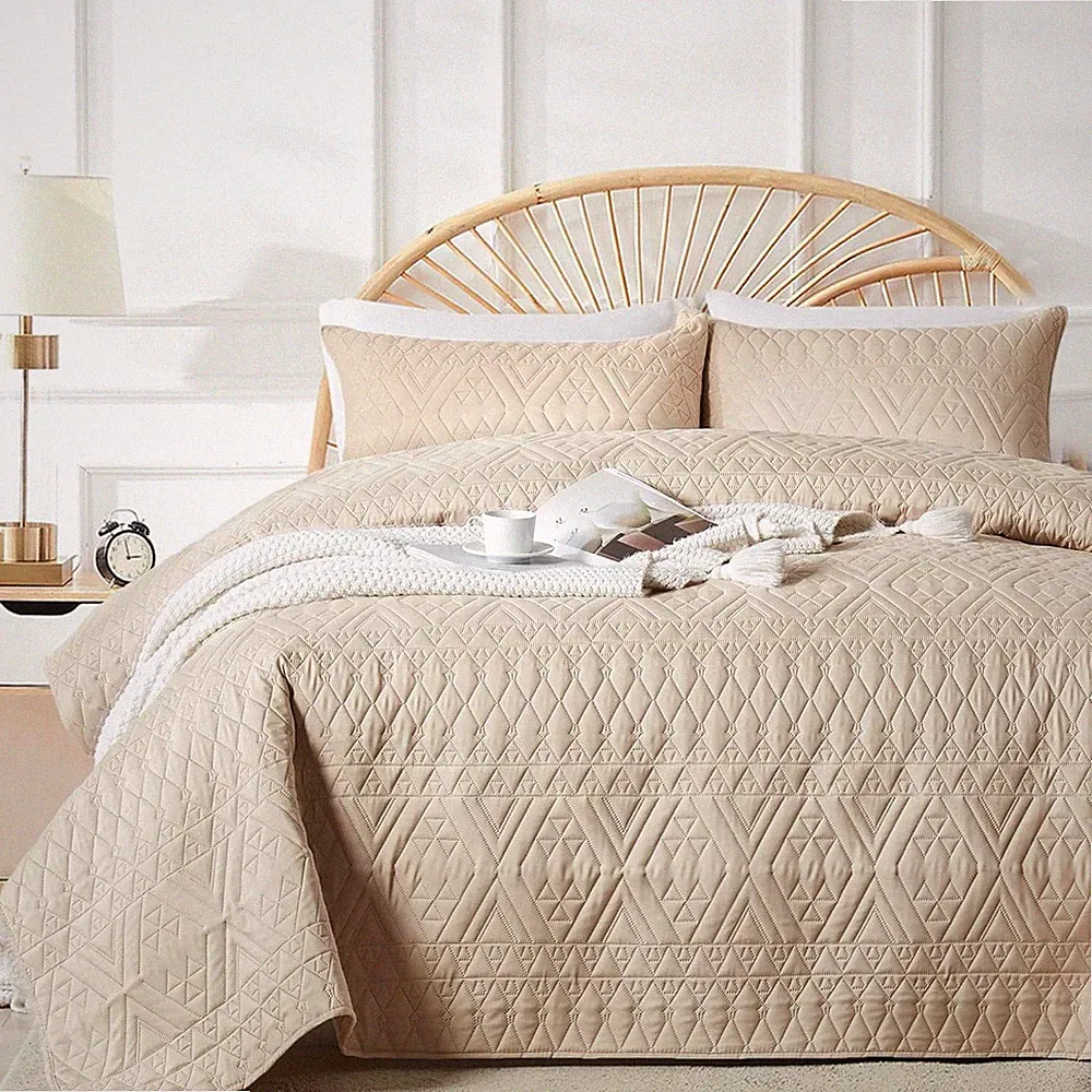 King/Cal King Size Quilt Bedding Set,Beige Lightweight Microfiber Soft
